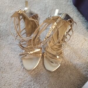 Elegant Gold Strappy Women's Sandals